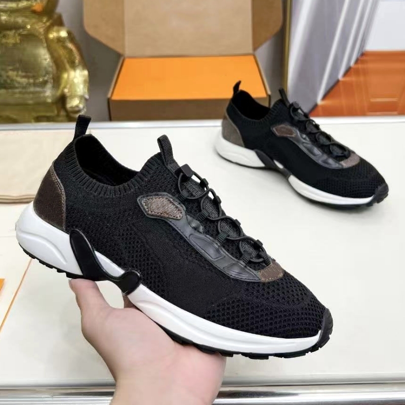Designer Chaussures décontractées pour hommes printemps et automne Nouvelle chaussures de sport pour femmes en tricot polyvalent à la mode Chauss