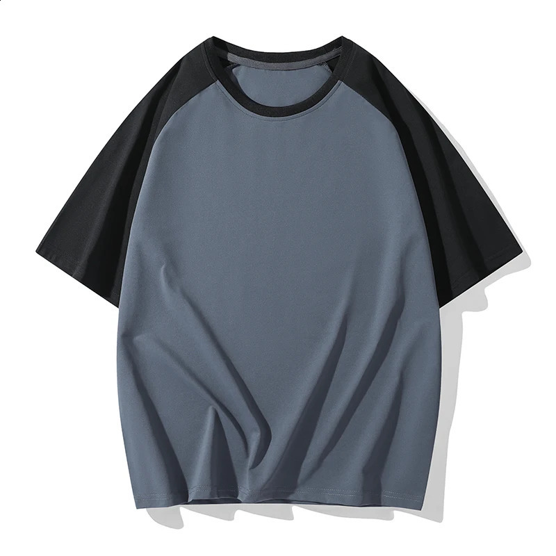 Hip Hop Loose Mens Streetwear Tshirts Casual Classic 2025 Summer Short Sleeves T Shirt Black White Tshirt Tees Oversize 5XL 250919
