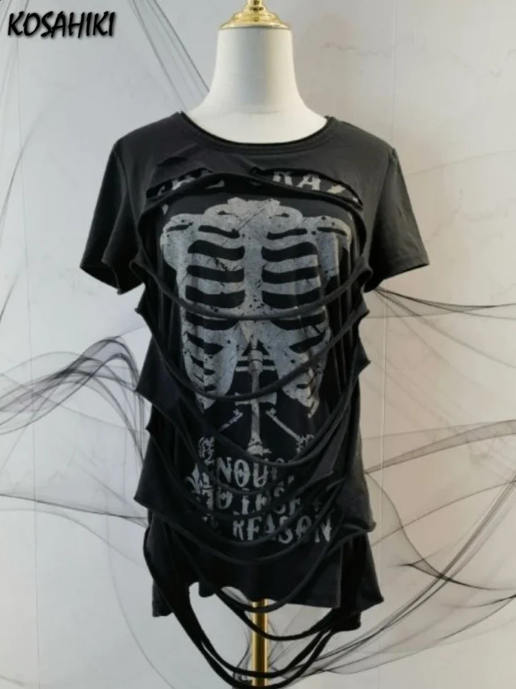 Fake Two Pieces TShirt Women Streetwear Hip Hop Goth Top Harajuku Grunge Y2k Tops Vintage Black Skull Ripped Hollow Tees 2025 250918