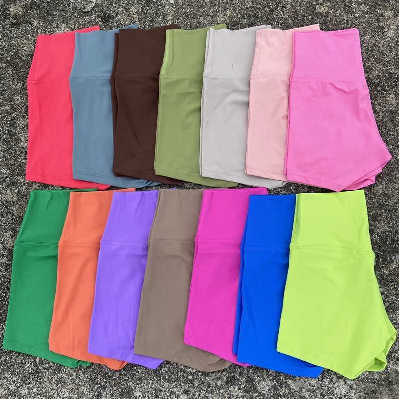 Shorts de yoga à taille haute short sportif shorts femmes plus taille les leggings courts serrés extensibles confortables Cycling Sportswearxj250