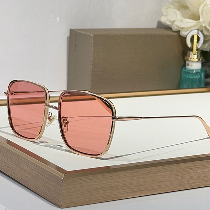 Jewelry Brand New Women Sunglasses Designer Metal Oversized Square Frame Outdoor Leisure Classic Style Modern Lady Business Sunglasses BV4016U
