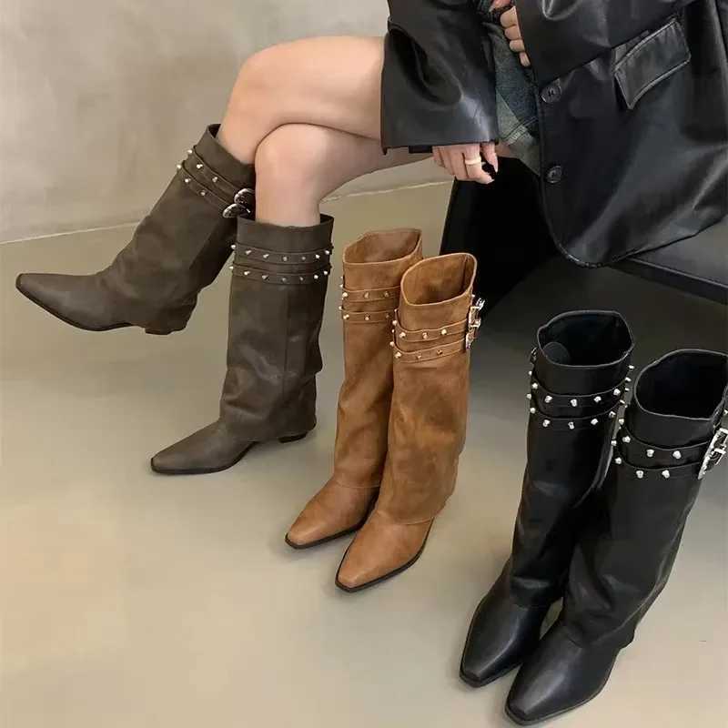 Designer de luxe Winter Femmes Western Cowboy Boots Fashion Ladies Elegant Knight Long Boots Square Talon Femmes Chaussures W250919