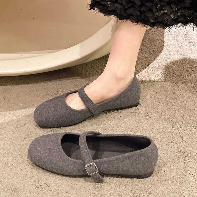 Flat féminin d'automne de printemps Mary Janes chaussures carrées carrées ballet plateaux pour femme boucle de boucle dames chaussures femmes cha