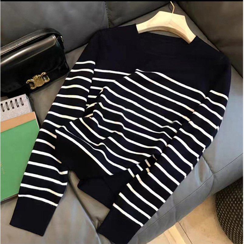 Pull à cou rond tricoté pour femmes Version coréenne à la mode Top décontracté chaud 100 Andy Velvet Automne et Hiver Article 250919