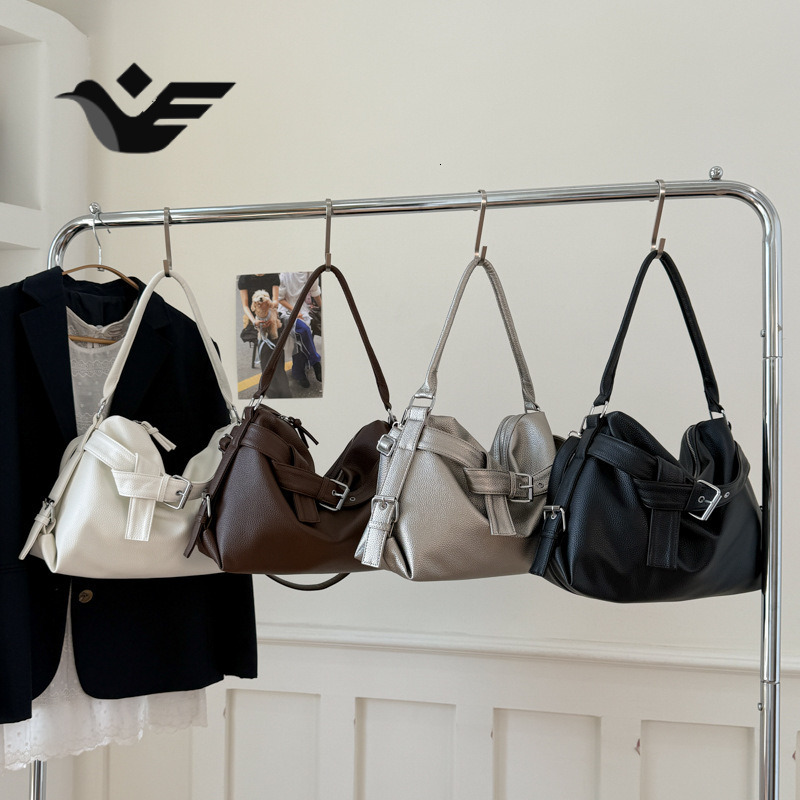 Feiyan Livraison gratuite nouveau sac de créateur de grande capacité sac à main sac de style de style paresseux Rétro 2025 Sac de moto à la mode