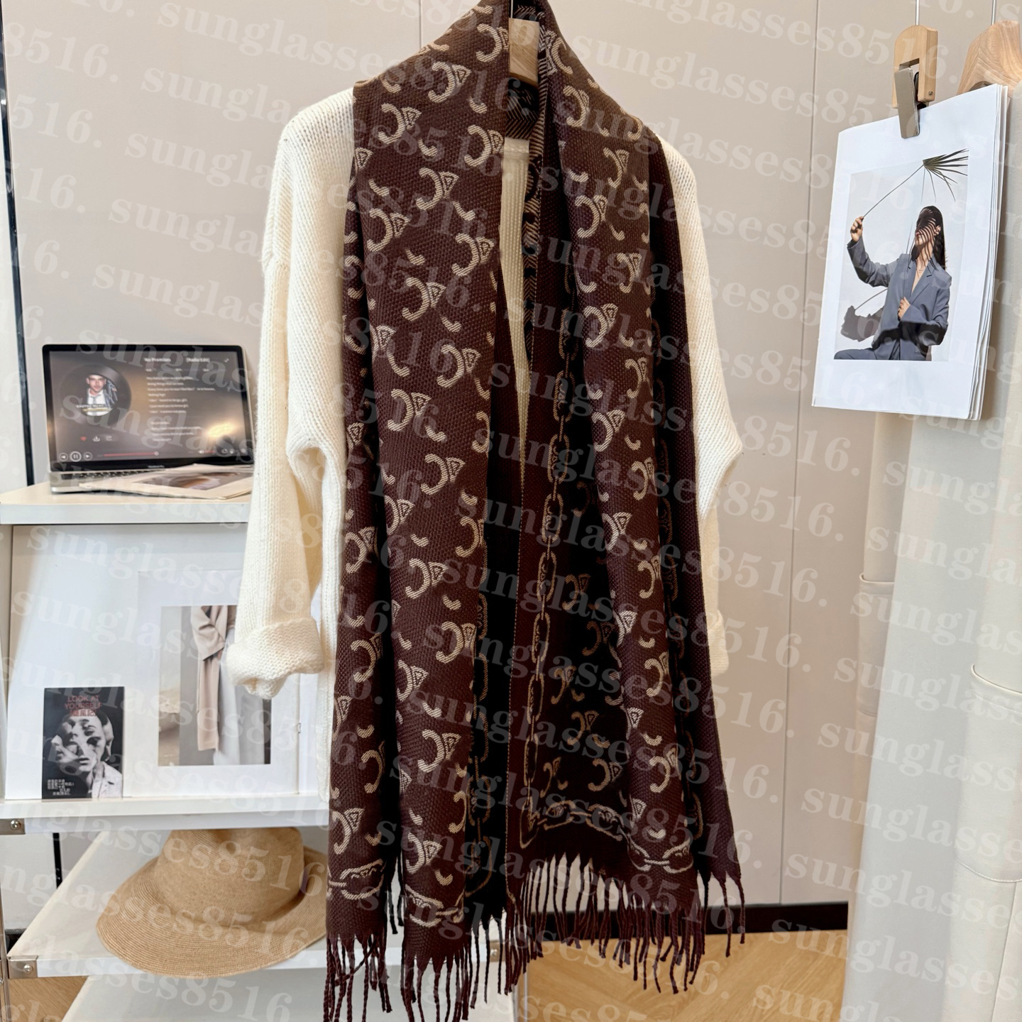Designer scarf for women Classic scarf Size 180*65cm Cashmere scarf winter Fall Comfort Shawl Womens long shawl fringe printed scarf