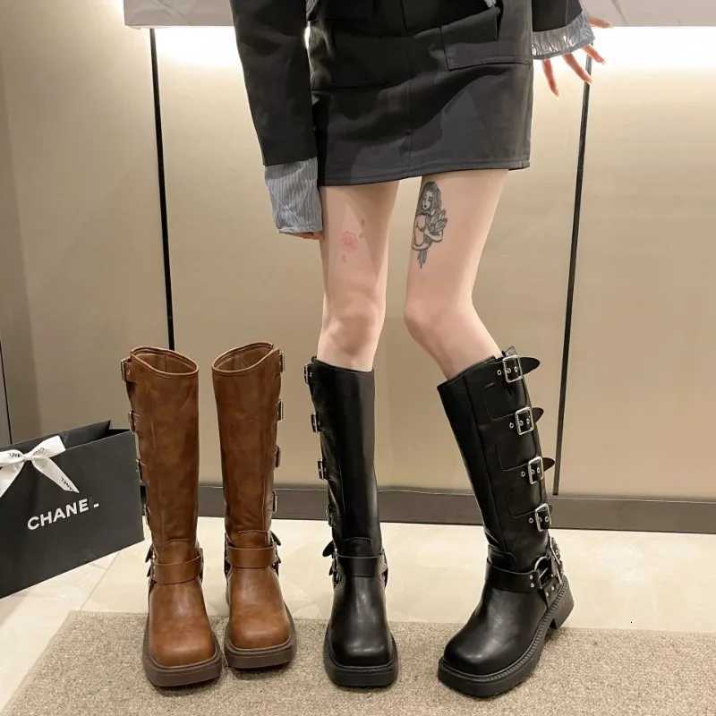 Womens Mid Calf Boots Fashion Belt Buckle Motorcycle Knight Boot 2025 New Western Cowboy Boots for Women Platform Leather Boots W250919
