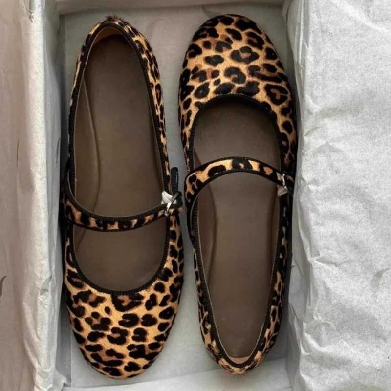 Korean Versi of Niche Leopard Print Genuine Leather Buckle Strap Single Shoe Womens Flat Bottomed Ballet Mary Jane ShoesXJ250919