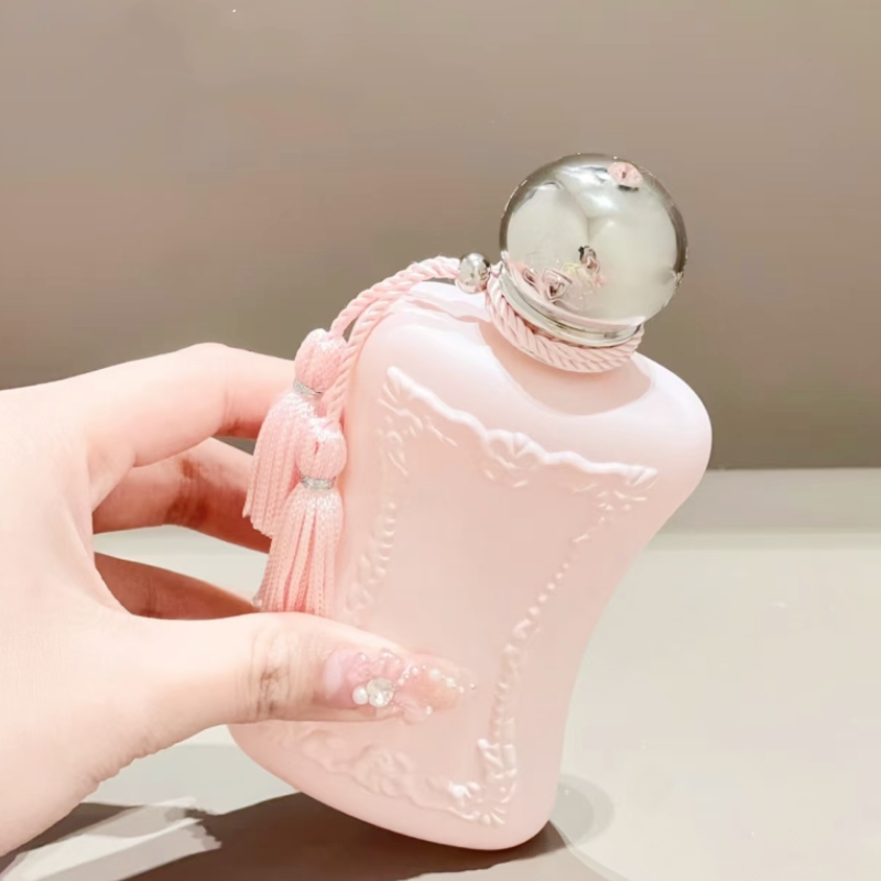 Luxues Designer Femmes Homme Perfume pour femmes Cologne Royal Essence Femme Sexy Fragrance Perfumes Spray Edp Parfums Charming Wedding Fast Ship