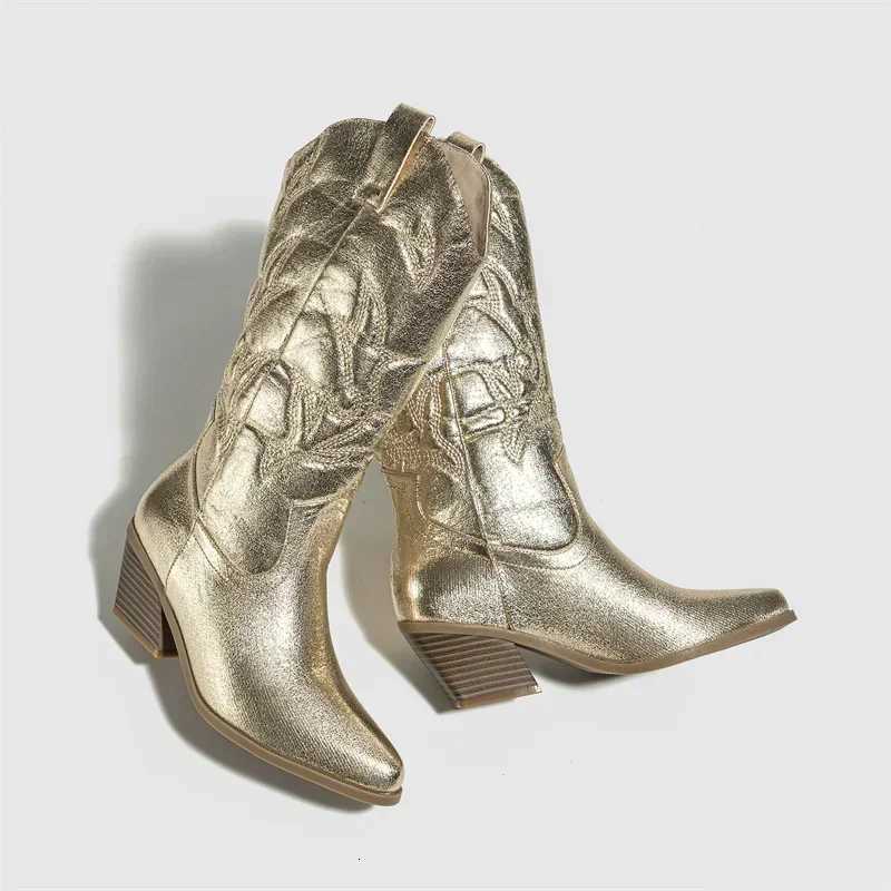 2025 Bottes de cowboy occidentales brodées de mode pour femmes en cuir doré décontracté orteil pointu basse talon talon sur les chaussures midcal