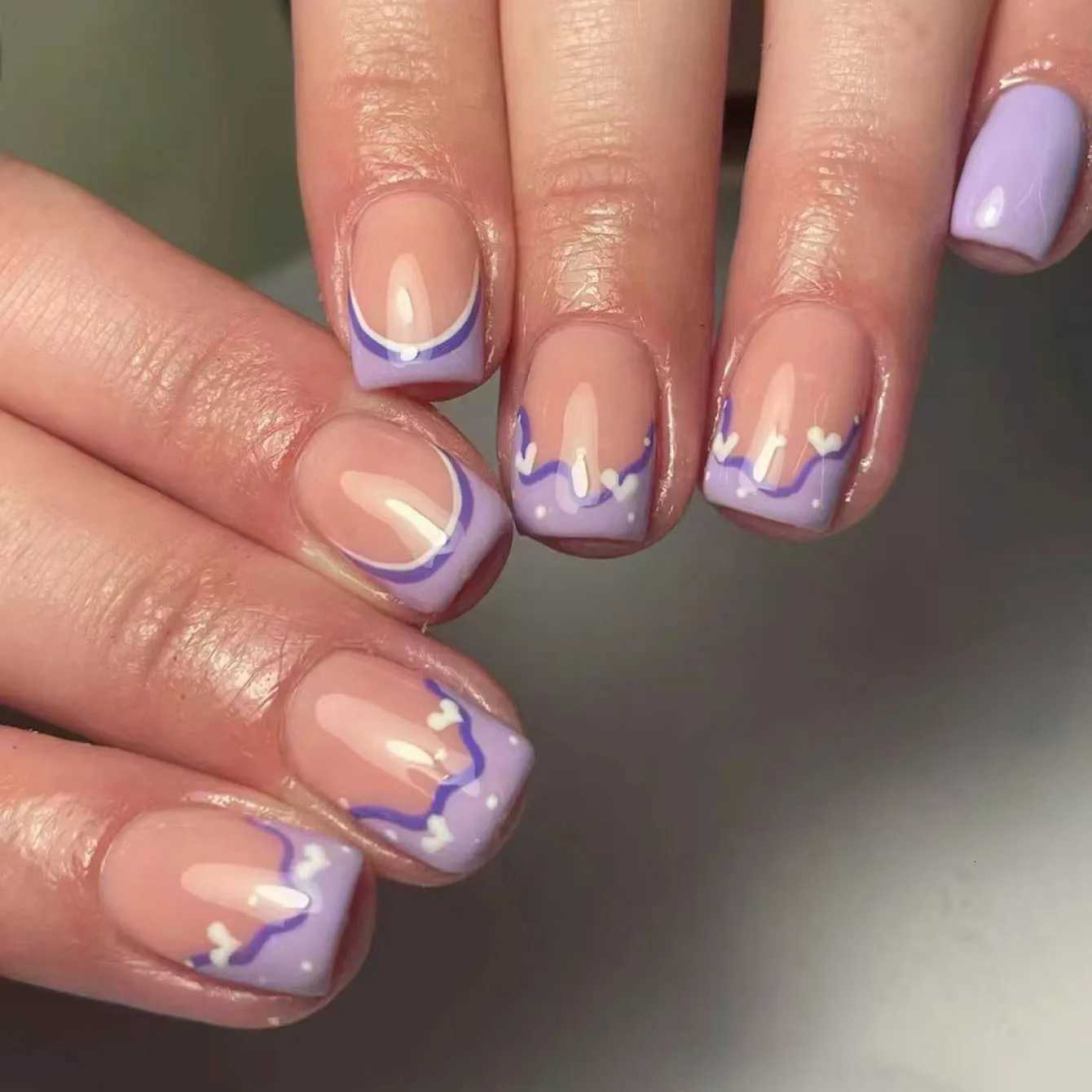 24pcs Fantasy Colorful False Nail Art Wearable Short Ballet Nails Sets Press on Purple Square Fake Nails Tips Finished Manicure W250919