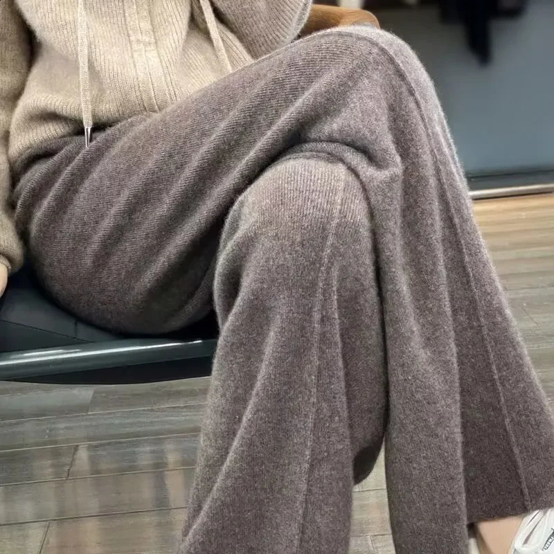 Autumn Winter Style Womens Wool Knitted Wide Leg Pants High Waist Loose Casual Floor Length Trousers Slimming Effect 250919