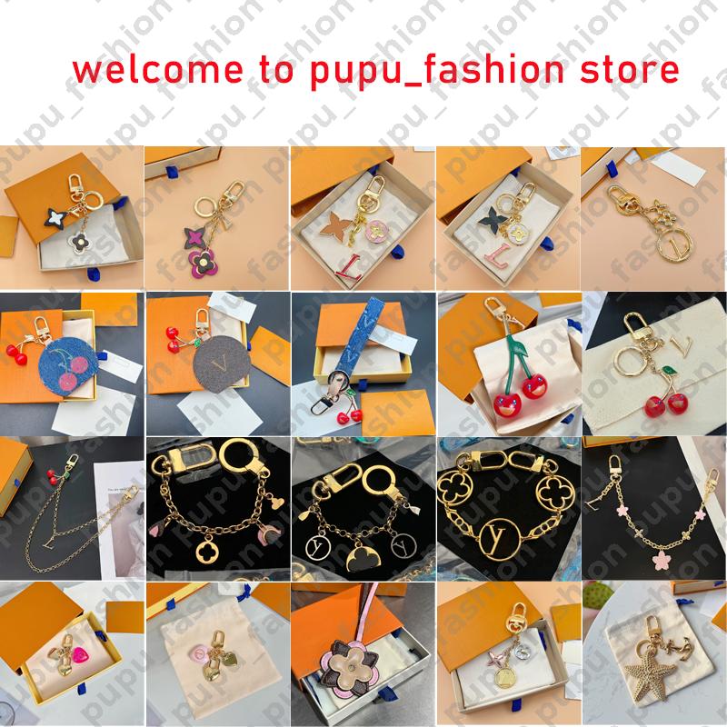 Luxury Various Romantic Keychain Flower Bags Charm Gold Starfish Keying Chain Designer Cherry Keychains Heart Metal Letter Shape High Quality Womens
