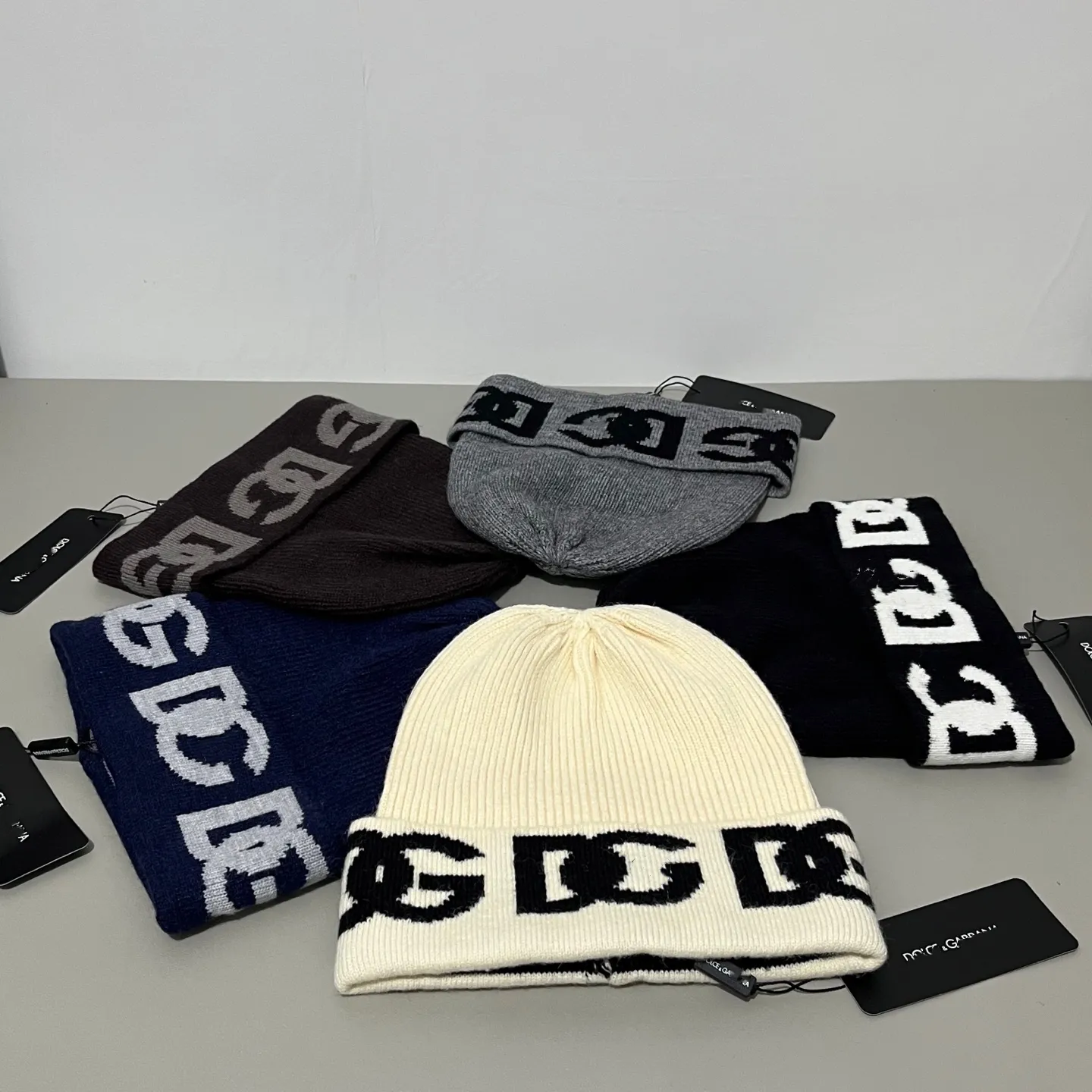 Designer beanie cap hat bonnet casquette skull cap for women men Winter warm knit caps designer wool classic letters high quality brimless penny hat
