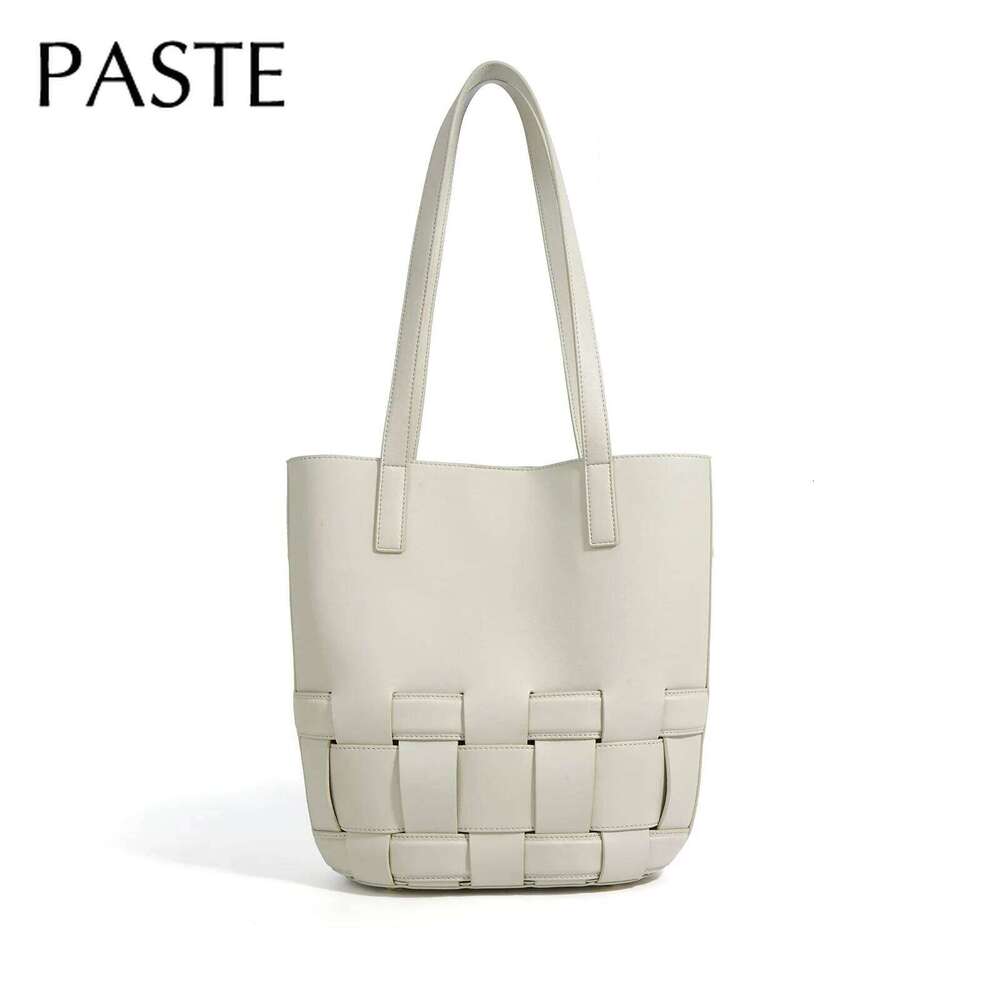 Niche Hollow Out Weaving Design Green Bucket Tote Large Capacity Cowhide Leather Female Shoulder Bag Casual Summer Handbag Mdng0917