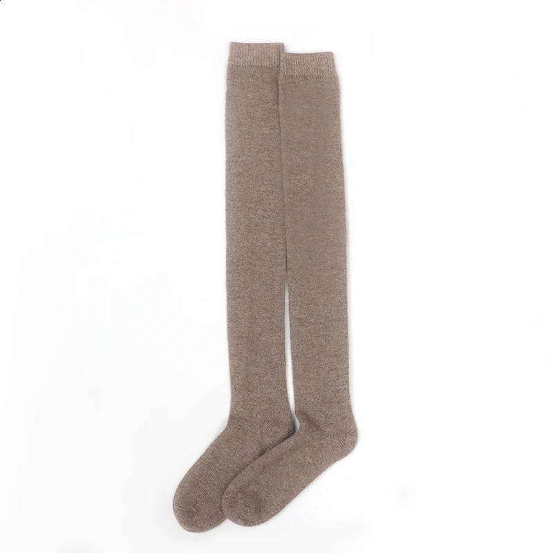 100 Cashmere Women Stockings Fashion Autumn Casual Solid Color Warm Socks For Woman Soft Winter Knee High Socks Long 250919
