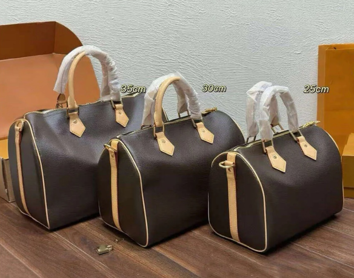 Designer Womens Handbags Totes Boston Bags City Large Pillow Soft P9 Leather Crafty Purses Airport Boarding Bag Shoulder Totes Grid Coffee Pillow ba