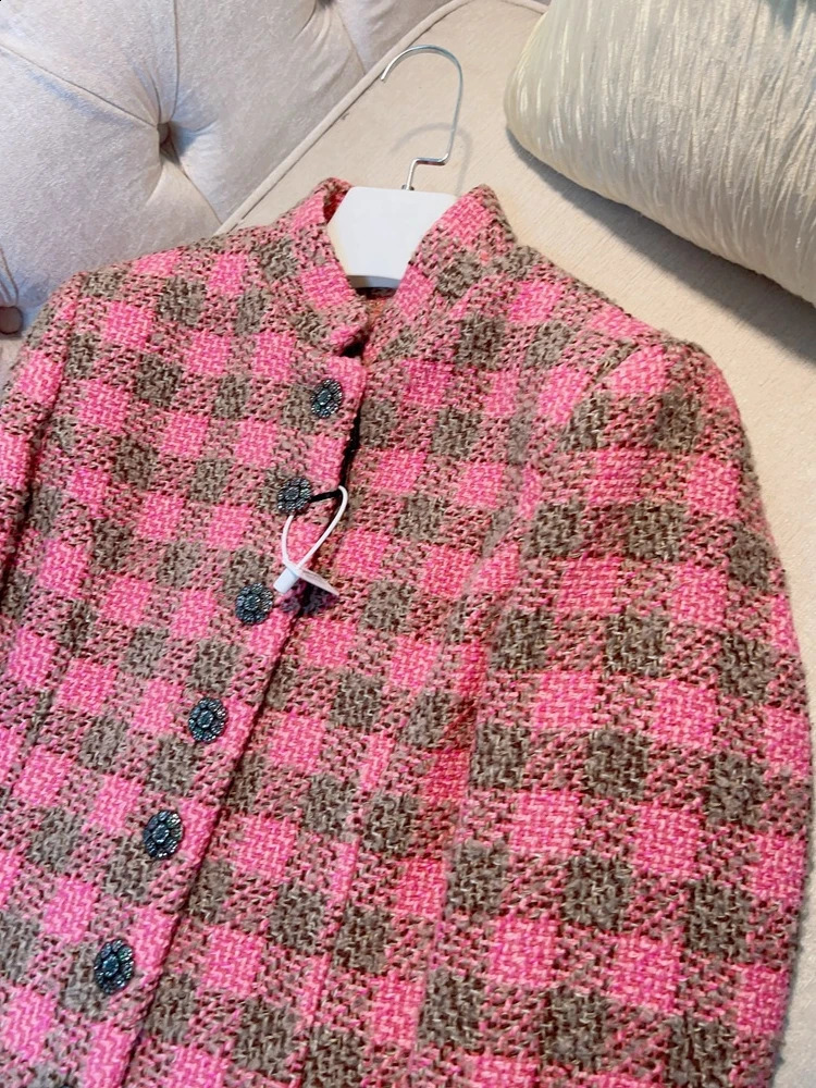 Retro Plaid Pink Woolen Coat Stand Collar Thiened Outerwear Ele Ladylike Sle Commute Suitable for Autumn Long Sve 250919