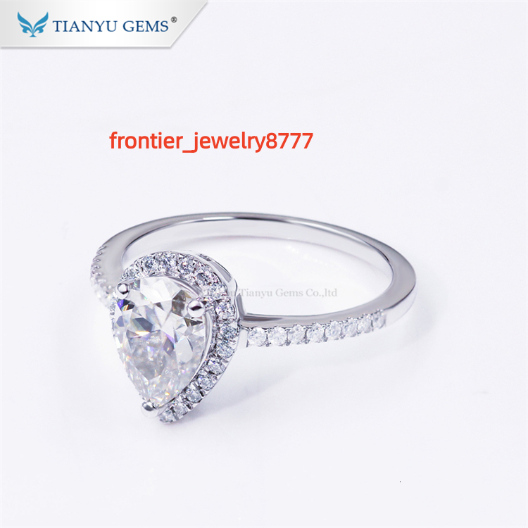 Tianyu Gems Fine Jewelry S925 Sterling Silver Gold Plated 18k halo Pear Moissanite Ring