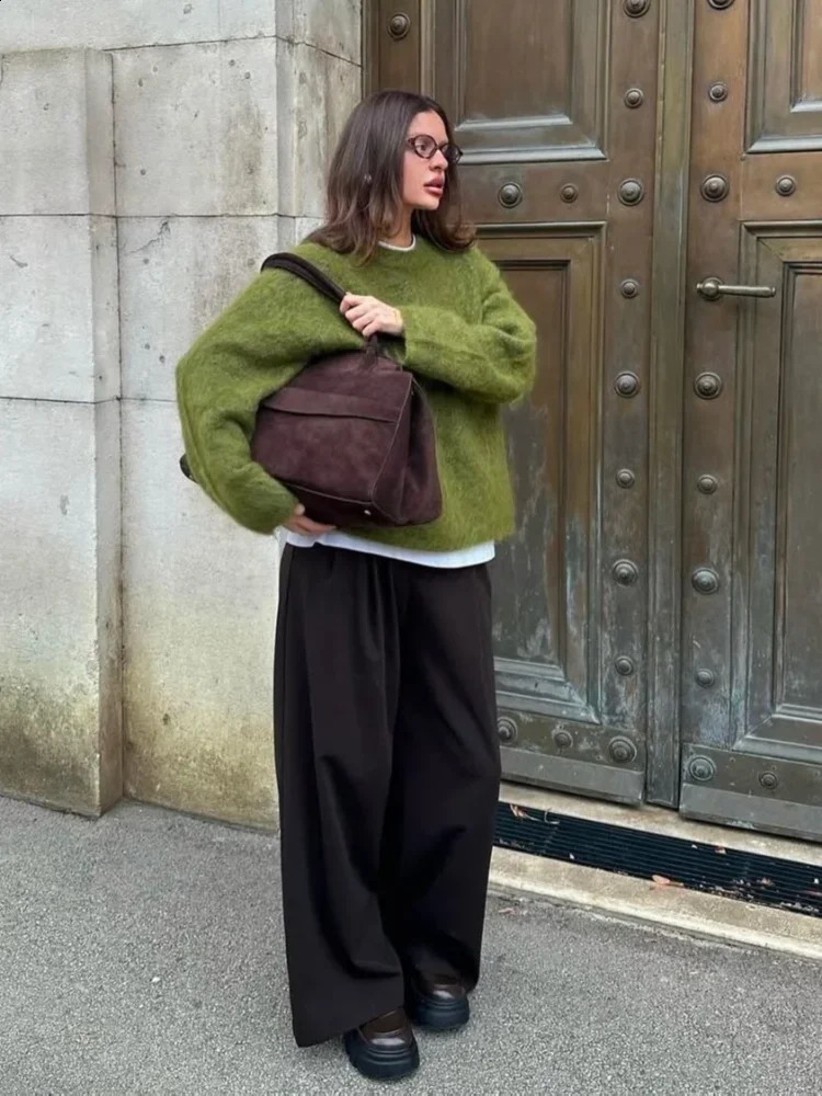 Elegant Lady Knitted Pullovers Green Loose Long Sleeve Round Neck Sweaters 2025 Autumn Street Fashion Short Knitwear Women Tops 250919