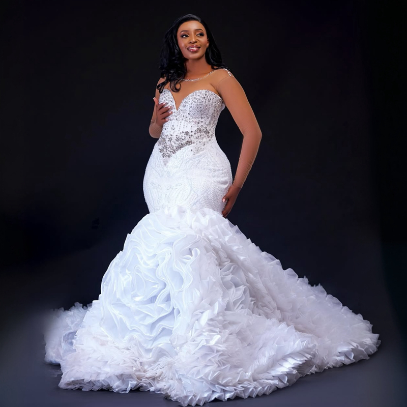 2025 Plus Size African Wedding Dress Bridal Gowns For Bride Mermaid Illusion Sheer Neck Appliqued Beaded Lace Tiers Organza Crystal Wedding Gown For