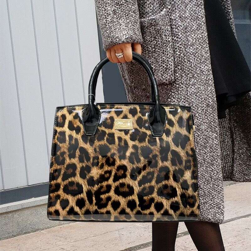 2025 Spring And Summer New Personality Leopard Print Handbag, Large Capacity Shiny Patent Leather Handbag