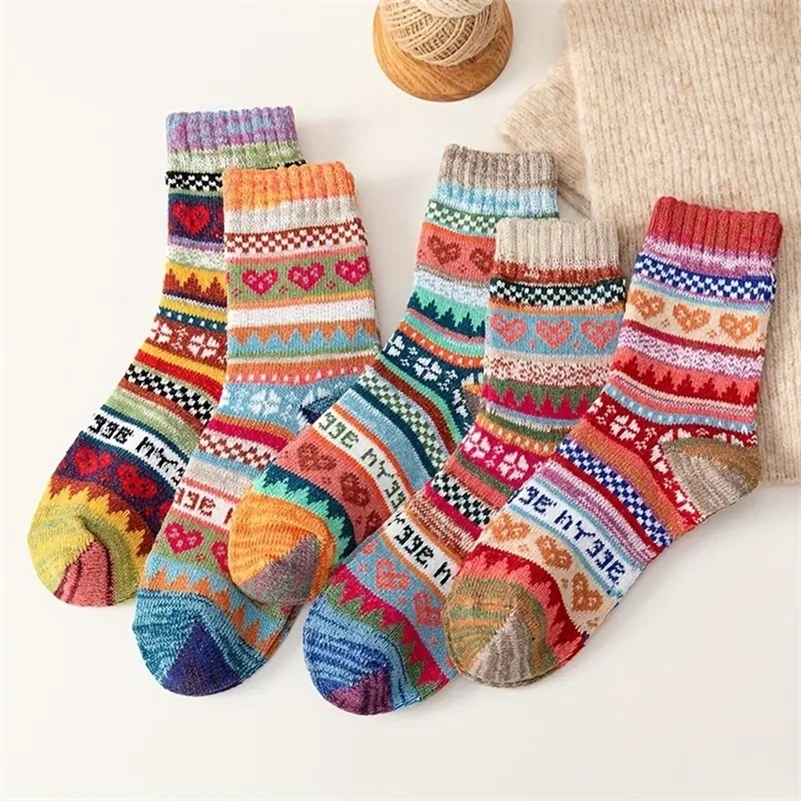 5 Pairs Women HeartShaped Printed Mid Tube Socks Fashionable Autumn Winter Warm Socks Comfortable Soft Casual Long Tube Socks 250919