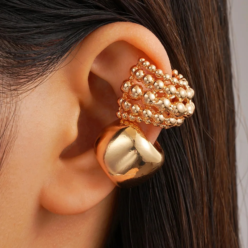 2pcs Set Personalité CSHAPE Multicouche Clip perles Boucles d'oreilles pour femmes Charme Piercing Hop Hop Rock Rock Ear Chandin Bijoux 250920