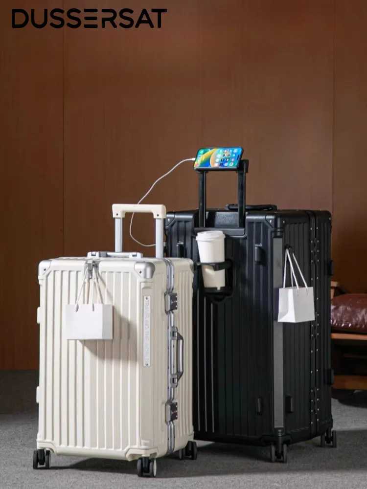 Durable PC Material CarryOn Suitcase 20 24 26 28 30 Inch with Spinner Wheels Large Capacity Rolling Travel Luggage W250920-image-1076022162