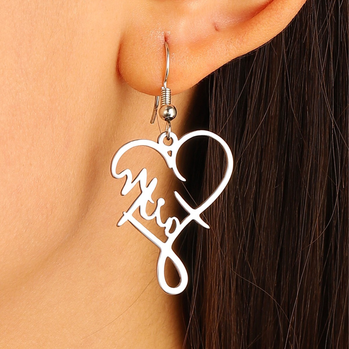 vente chaude en acier inoxydable lettre creuse croix coeur boucles d'oreilles Ins Design minimaliste pour les femmes