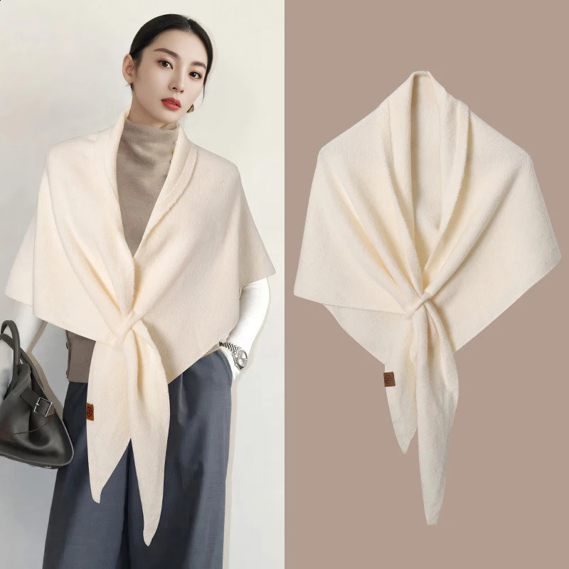 Autumn and Winter Korean Version Womens Neck Wrap Wool Blended Triangular Shawl Female Thickened With Knitted Warm Shoulder 250920
