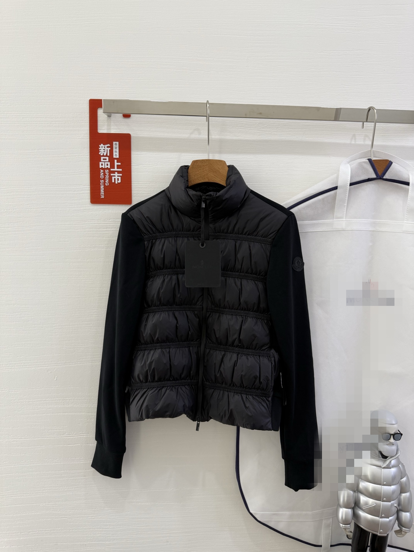 Women's Puffer Jacket Hooded Winter Coat Designer Tops Womens Coat Fashion Parka Winter Warm Lightweight Jacket Windbreaker Women Jacket Bad