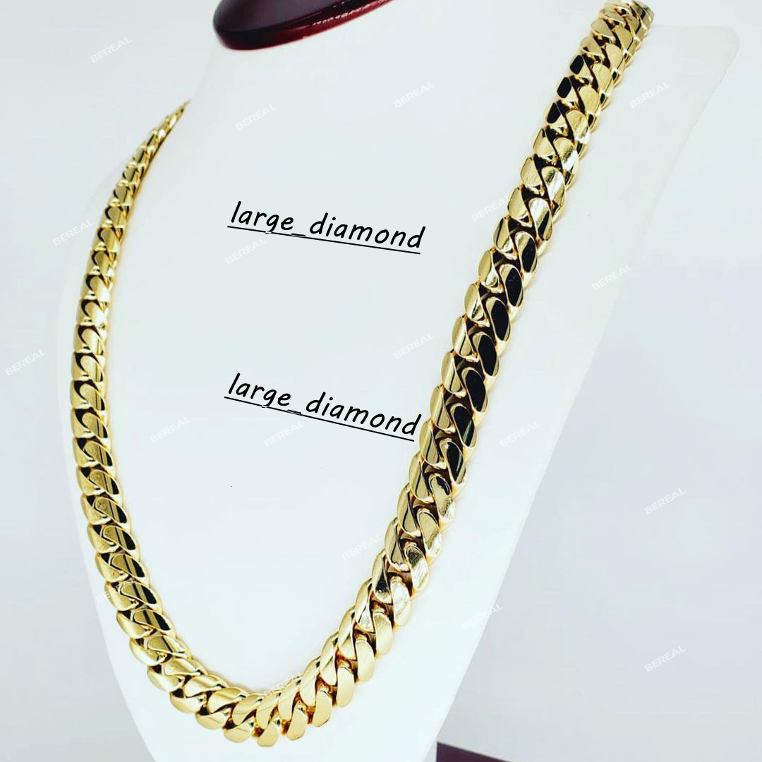 Customized 10K Solid Gold Cuban Chain Bracelet Hip Hop Trendy Adorned with Stunning Moissanite Diamonds