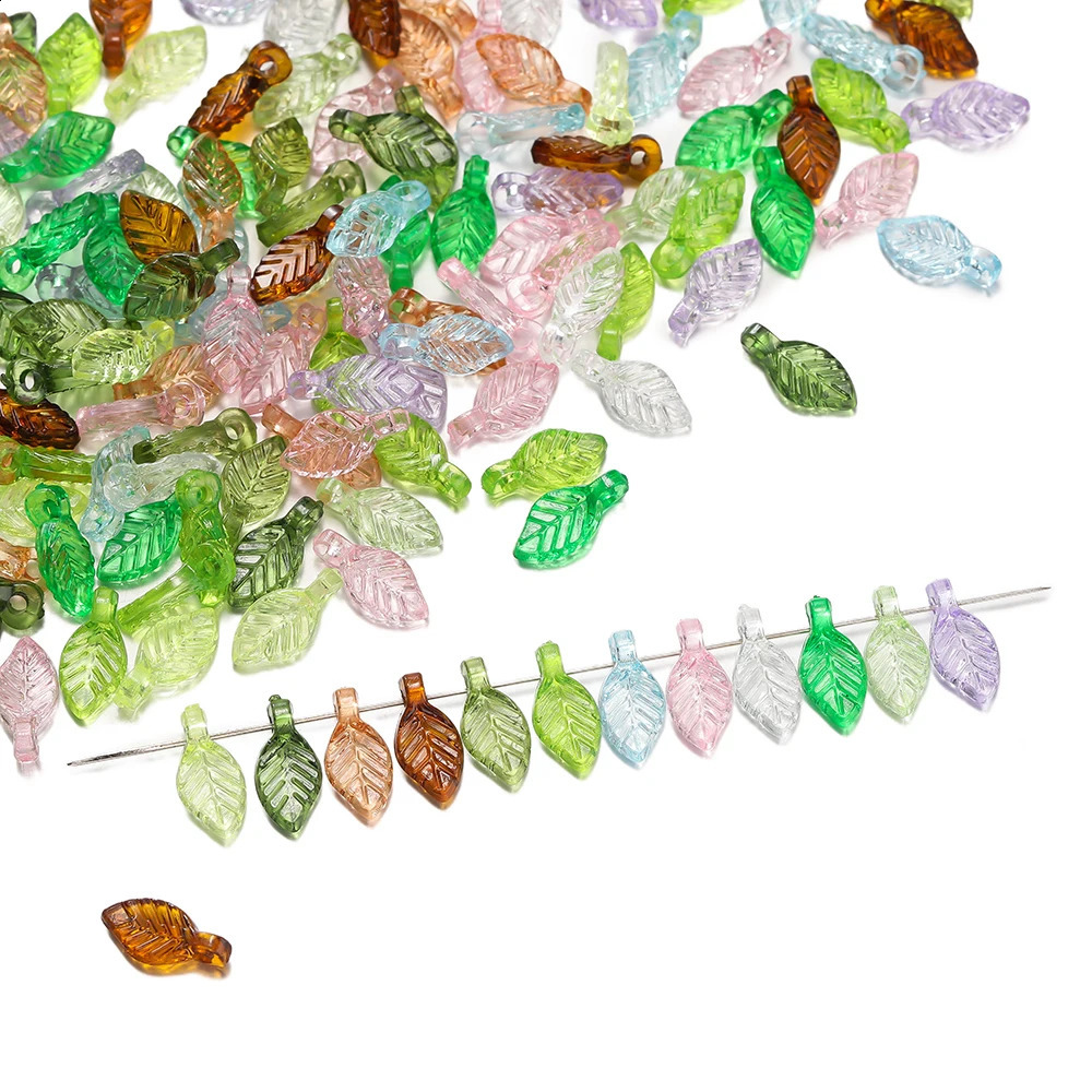 100pcs Charmes en forme de feuilles acryliques Perles d'espaceur de feuilles colorées pour colliers de bricolage bracelets artisanat bijoux de fa