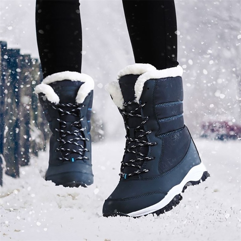 Bottes de femmes Bottes de talons imperméables pour les bottines de la plate-forme d'hiver Tren Gardez les chaussures de neige chaudes en peluche