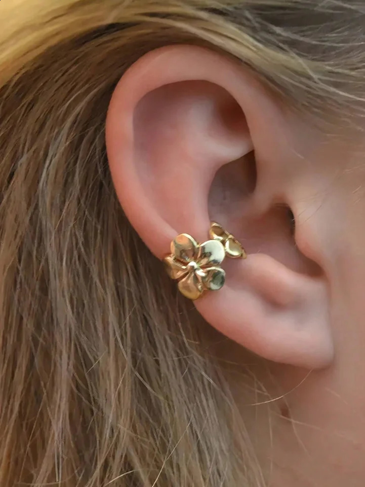 Clips d'oreille de fleur en acier inoxydable étanche bijoux pour dames de haute qualité adaptées aux vacances quotidiennes en bord de mer, etc. 2
