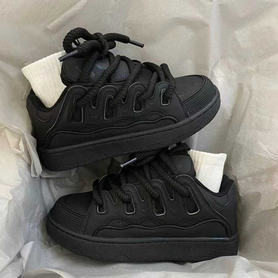 Trend Mens Chaussures extérieures Sneakers Nouvelles plateformes Chaussures vulcanisées Boisons Casual Chaussures non confortables Chaussures de