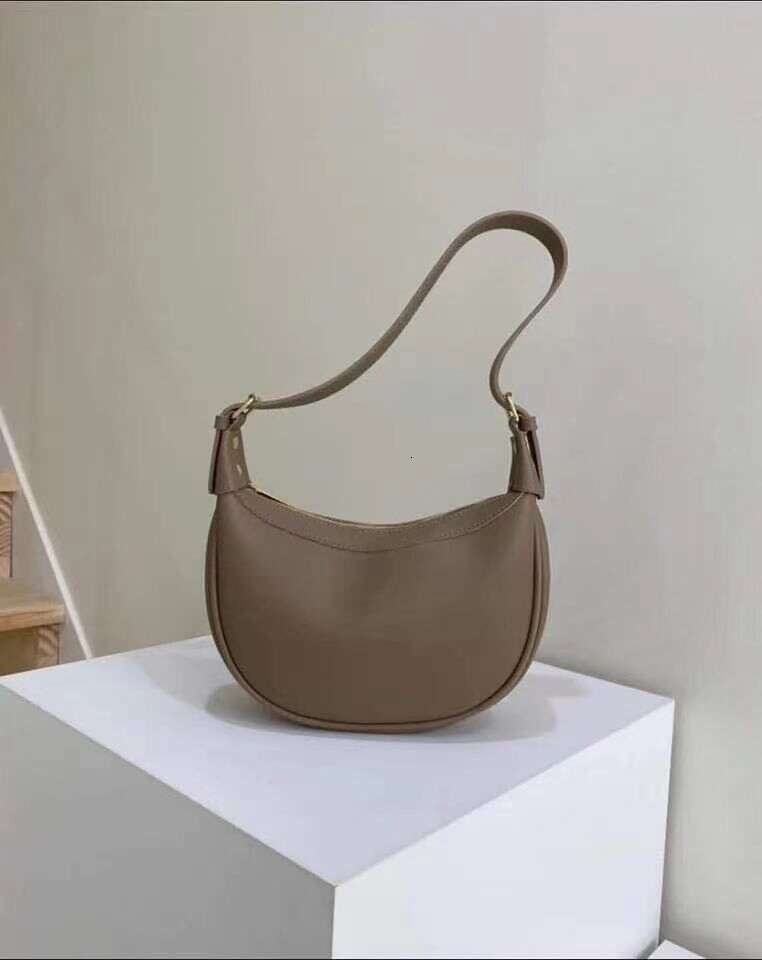 High End Niche Small For Women's 2024 New Fashionable And Casual Black Single Shoulder Crossbody Versatile Dumpling Bag