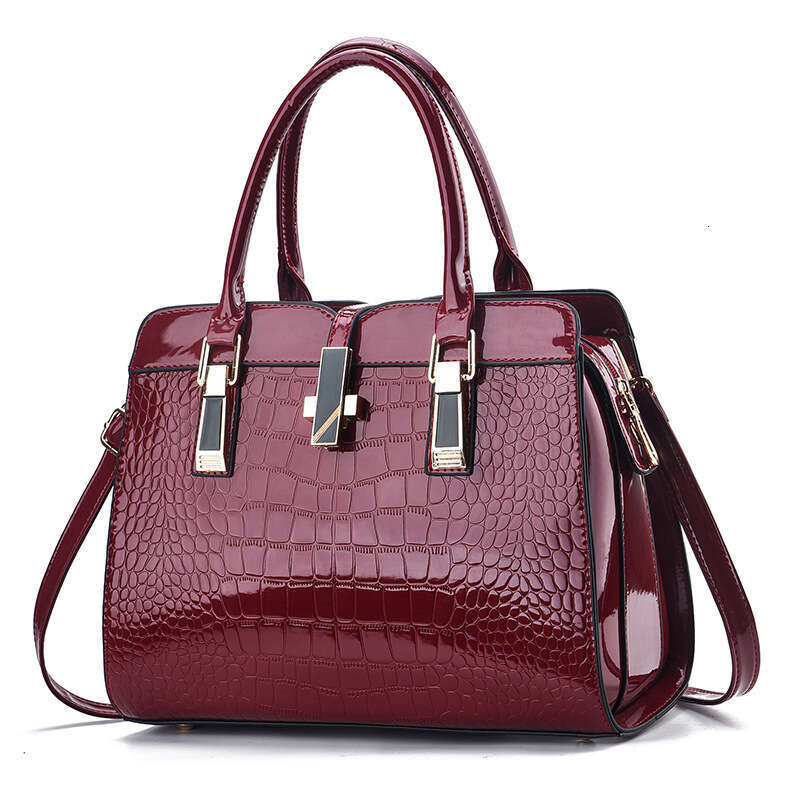 Fashion en cuir brillant Bac à main pour femmes 2023 automne / hiver Nouveau modèle de crocodile haute capacité Sac à bandoulière épaule