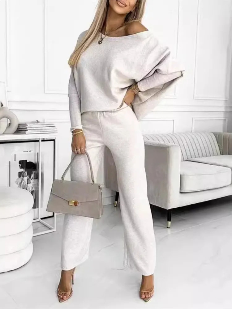 Fashionable Longsleeved Oneck Top Pants 2piece Set For Women Elegant Autumn Solid Color Casual Loose Holiday Suit Female 250920
