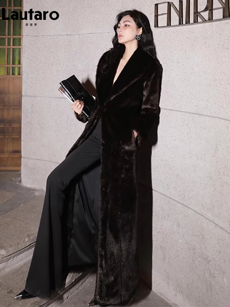 Lautaro Autumn Winter Extra Long Thick Warm Faux Mink Fur Coat Women Shawl Collar Soft Maxi Elegant Fluffy Furry Overcoat 250920