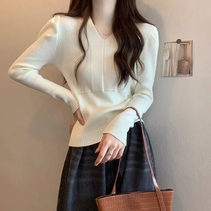 Tempérament d'automne et hiver Vneck Guffing Sleeves Slim et Waithugging Short Tricoted Base Pull et court-haut 250919