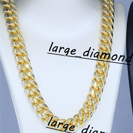 Hip Hop Style Custom 18K Solid Gold Cuban Chain Bracelet Embellished with Sparkling Moissanite Diamonds