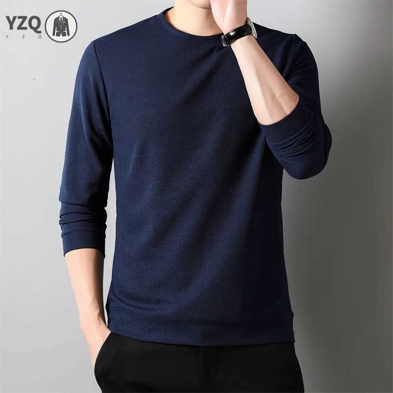 Nouvelle entreprise Mens Business Cound à manches longues Couleur solide Tshirt rond pour l'automne hivernal confortable Topxj250920 à la mode co