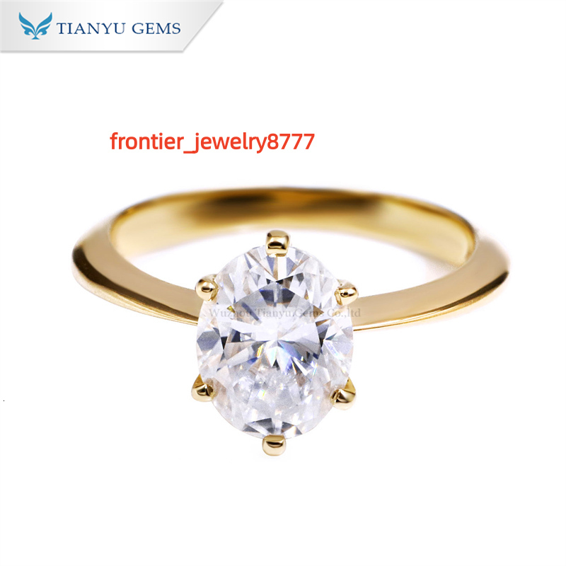 Tianyu Classic Oval Moissanite Prong Claw Setting Solitaire Diamond Ring for Engagement Wedding Anniversary Party Gift