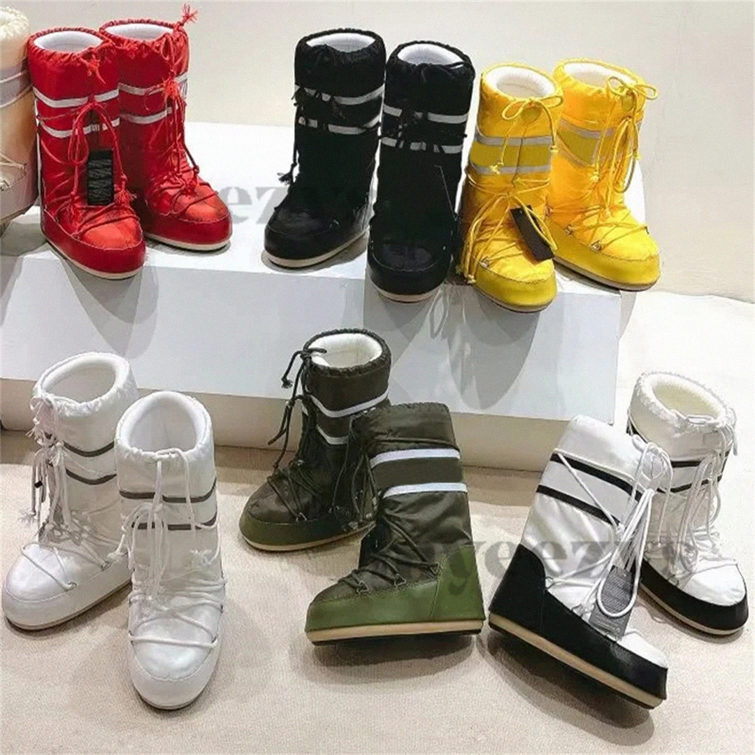 Classic Combat Boot Snow Brand Designer Femmes Hommes Bottes de pluie épais talons épais semelles cotisés Excellente qualité Femmes d'hiver Boot