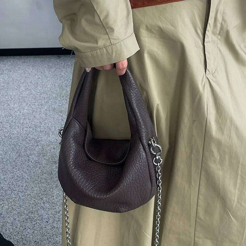 Vente chaude ins Simple Round Shape Hobo Tote Bulle légère Modèle de vache en cuir vache Femmes Sac à main