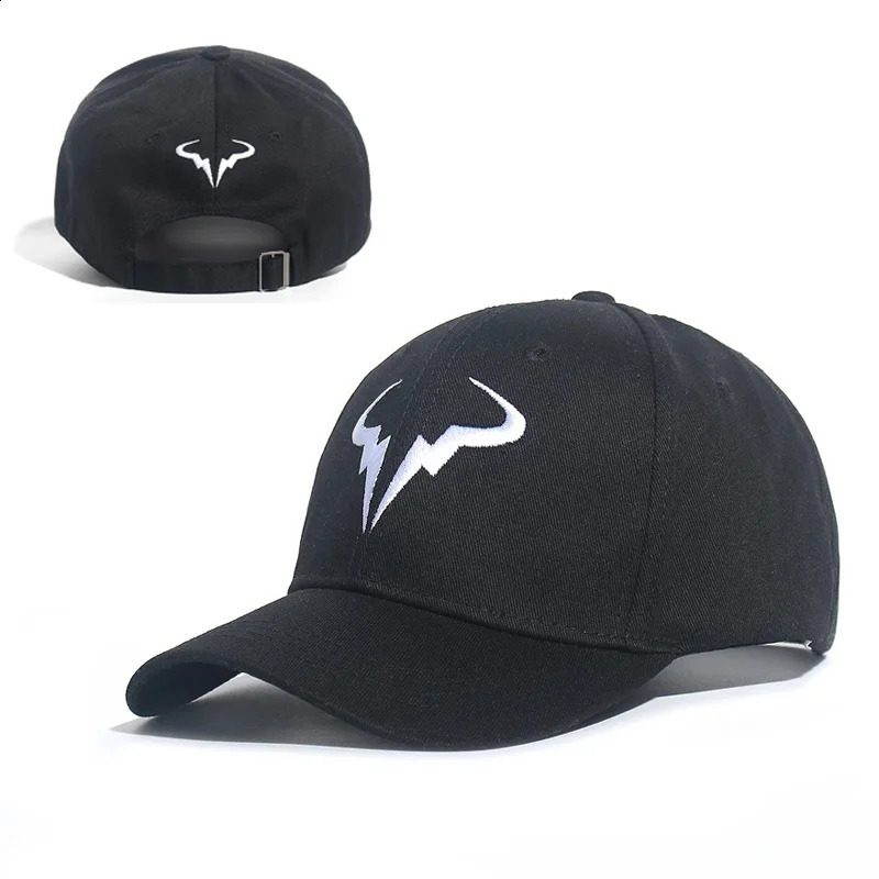 Fashion broderie Caps de baseball pour hommes femmes kpop hip hop coton golf soleil papa chapeau streetwear sports hapeurs drôles 250919