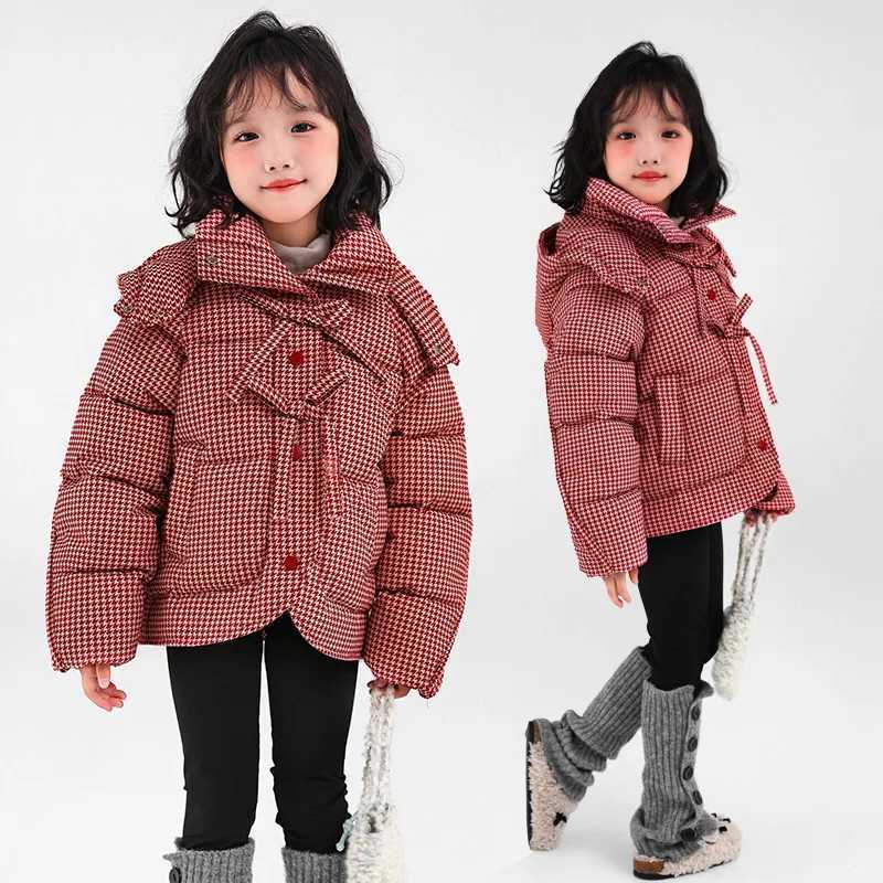 2025 New Checkered Retro Down Cotton Jacket for Girls Fashionable and Popular Casual Cotton Coat for Little Girls X2509201