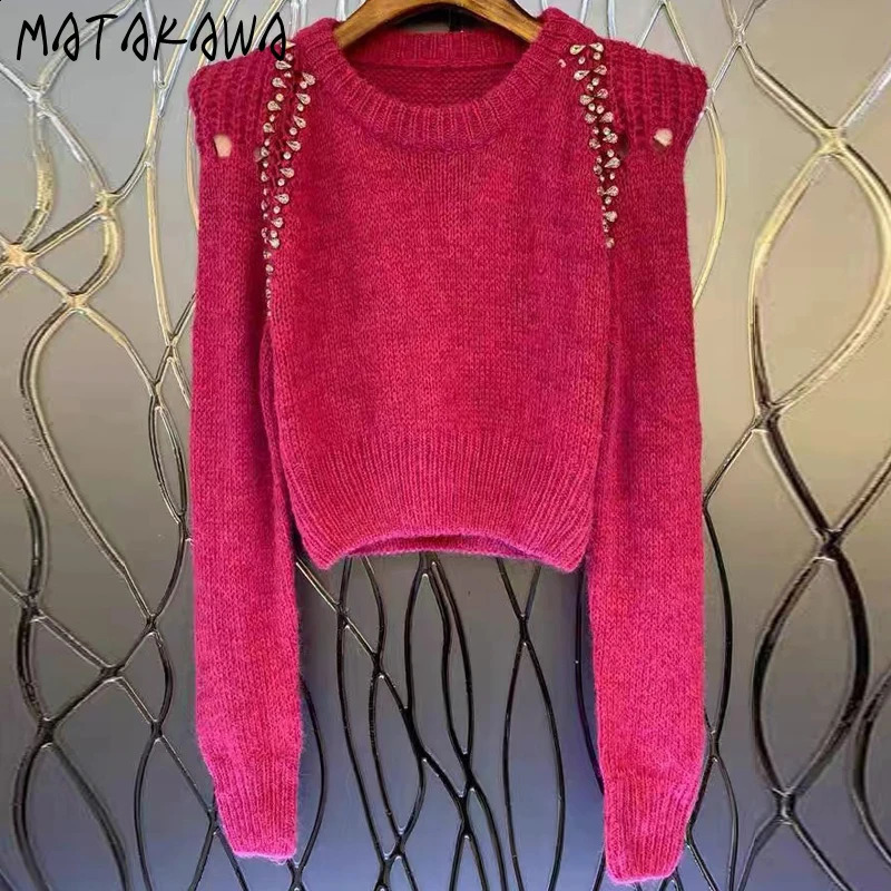 Matakawa Vêtements d'hiver Femmes pulls perle perle solide automne d'hiver court pulants coréens mode coréen élégant rétro pull femme 250919